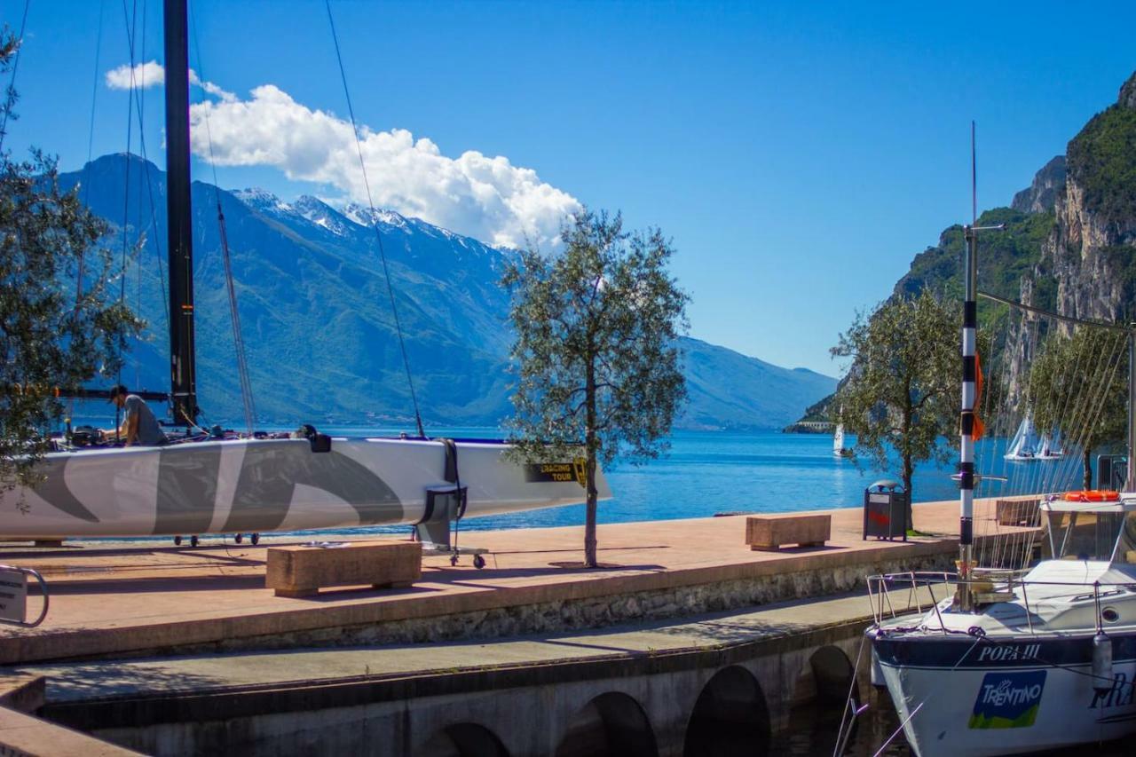 Casa Internazionale Apartamento Riva del Garda Exterior foto