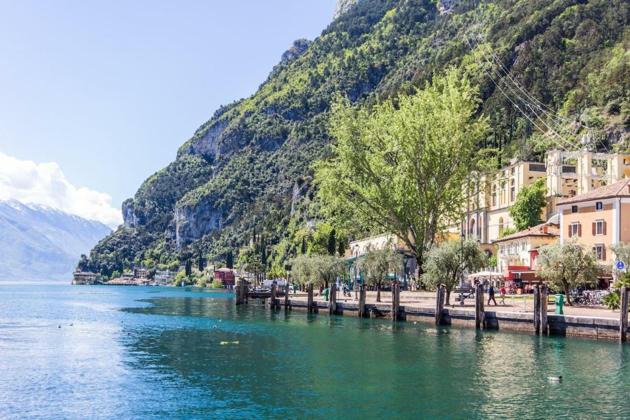 Casa Internazionale Apartamento Riva del Garda Exterior foto